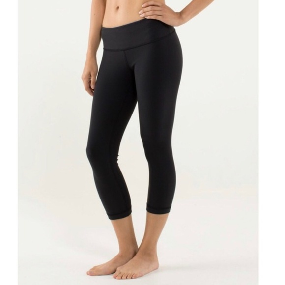 Lululemon reversible wunder under crop iii - Picture 3 of 8